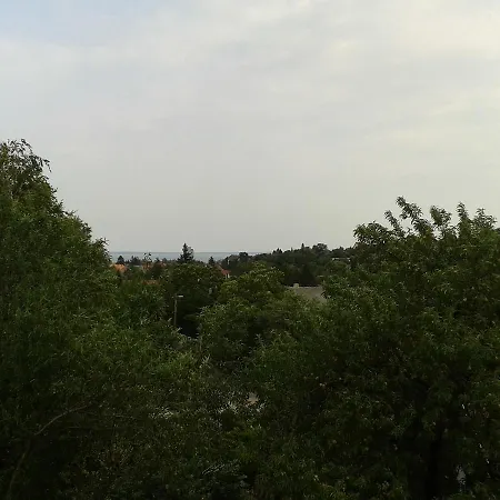 Apartman Two-bedroom In Balatonalmadi Ii Tisztviselőtelep