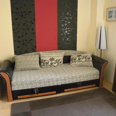 Two-bedroom In Balatonalmadi Ii Apartman