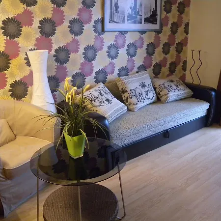 Two-bedroom In Balatonalmadi Ii Apartman *